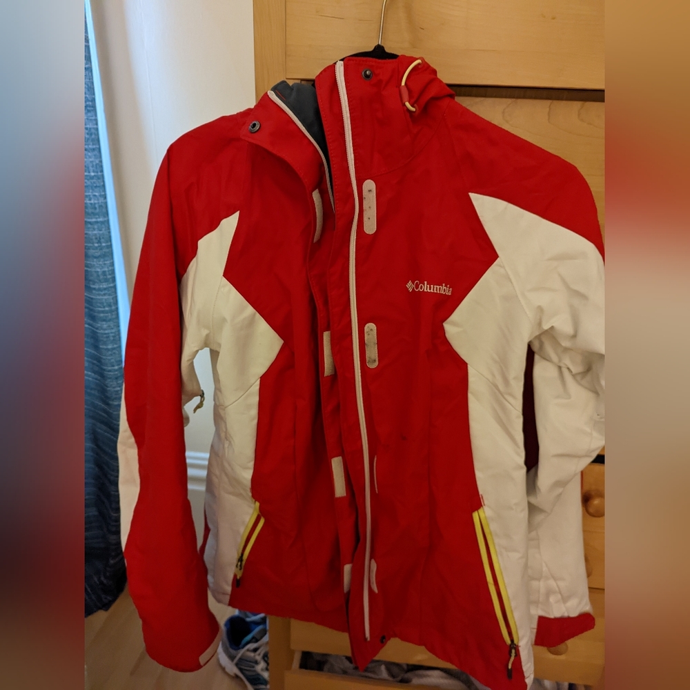 Small Columbia coat
